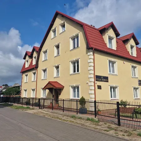 ホームステイ Verona ウェバ